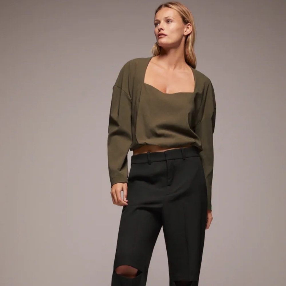 Zara Women's Long Sleeve Sweetheart Top